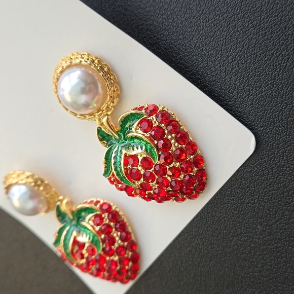 Strawberry 🍓 Statement Post Earrings, NWT - Picture 11 of 15